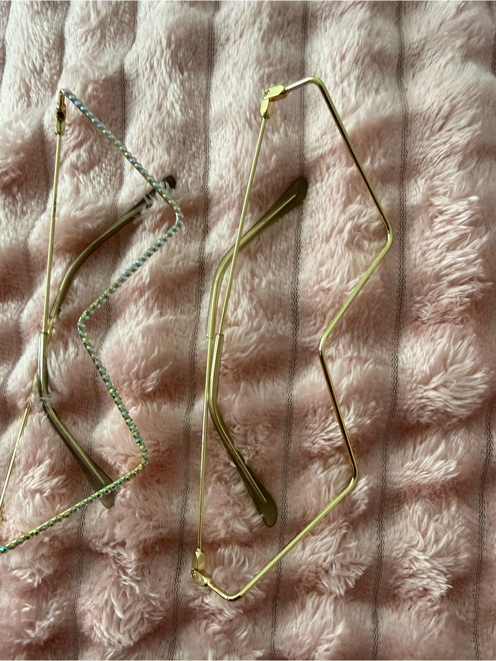 Gold Geometric Zigzag Hoop Earrings for Women